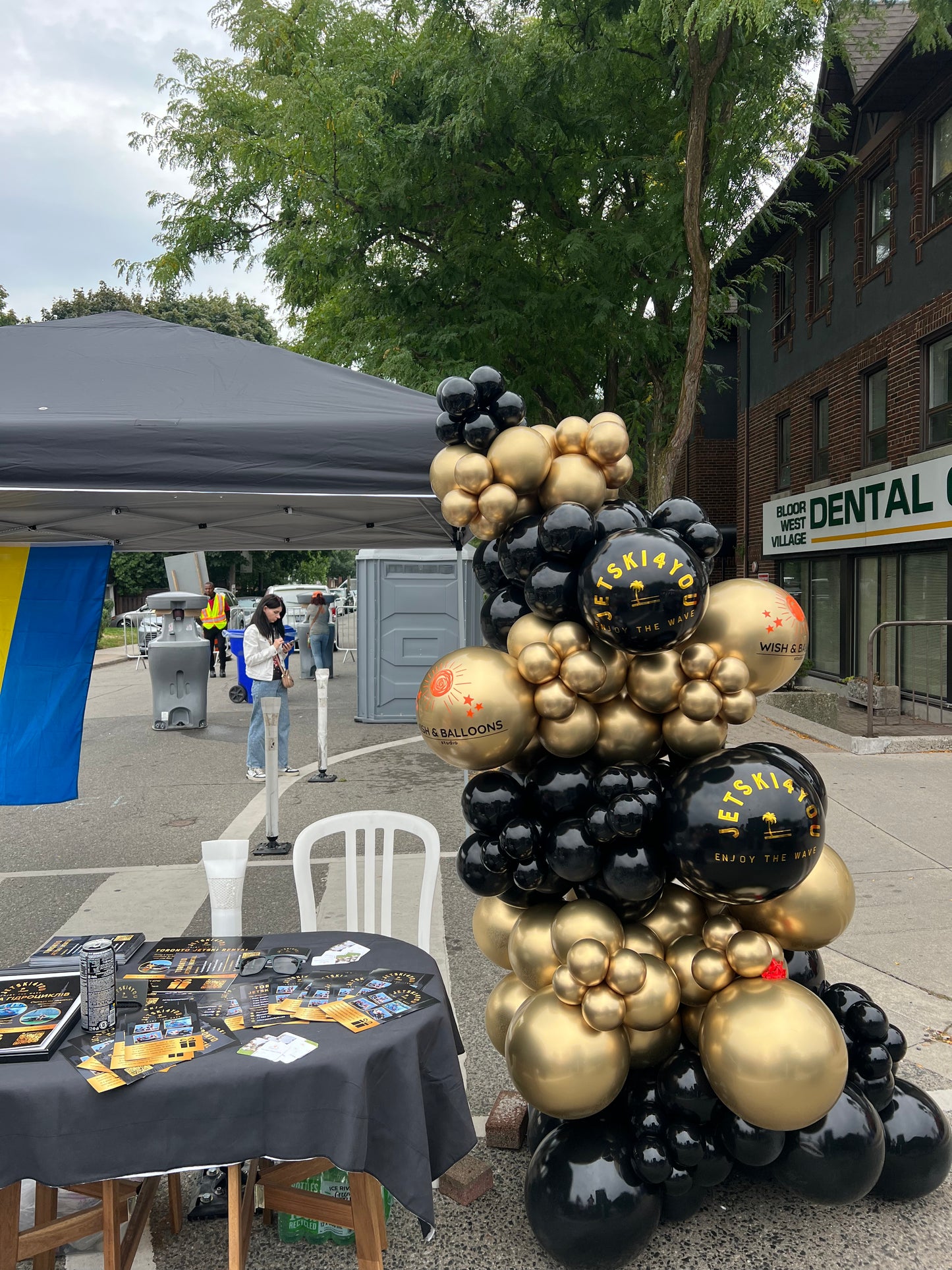 Balloon Garland for Business Entrances