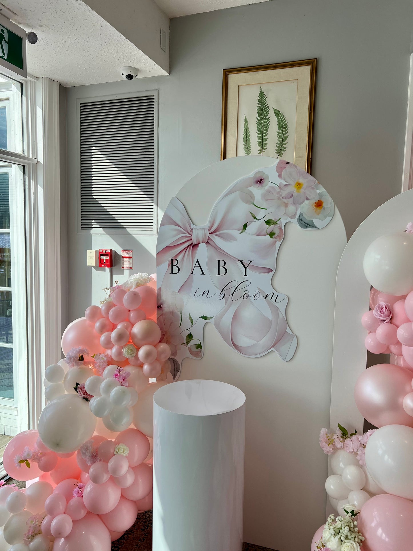 Pearl Bloom Baby Shower Setup