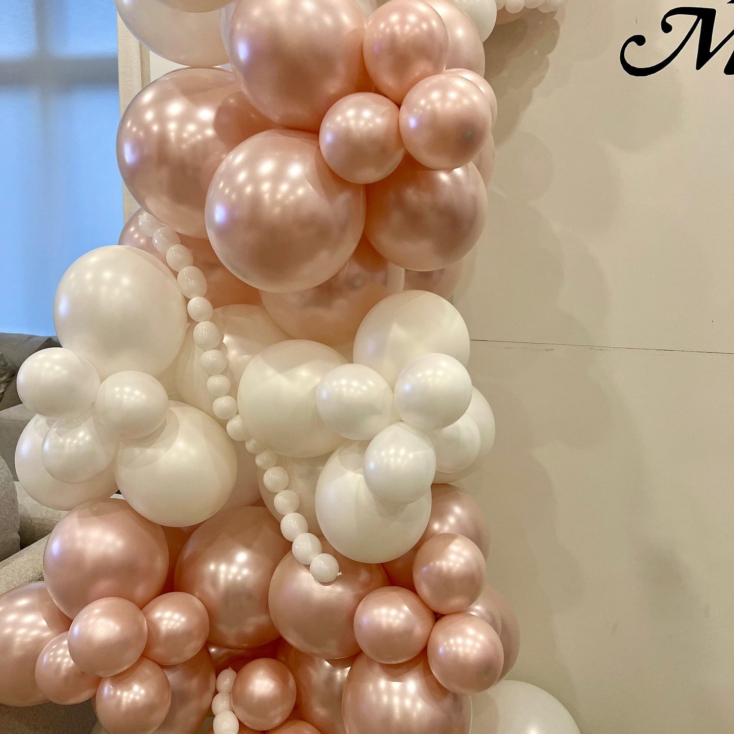 Eid Mubarak White Oval Backdrop with Balloon Garland (7ft x 4ft)