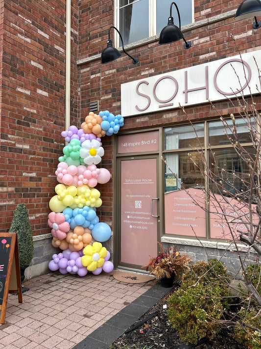 Balloon Garland – Pastel with Daisies